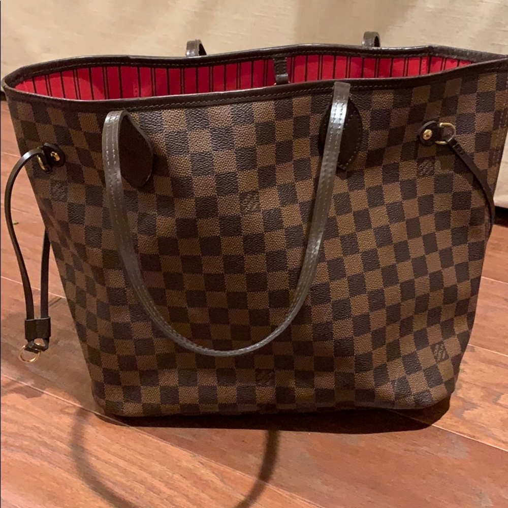 Louis Vuitton Neverfull MM